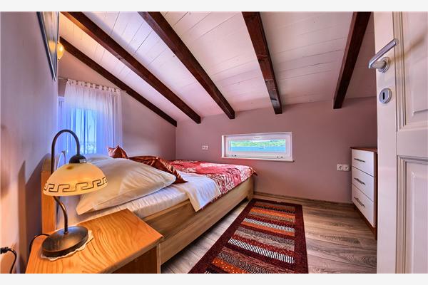 House K1, for 8 persons