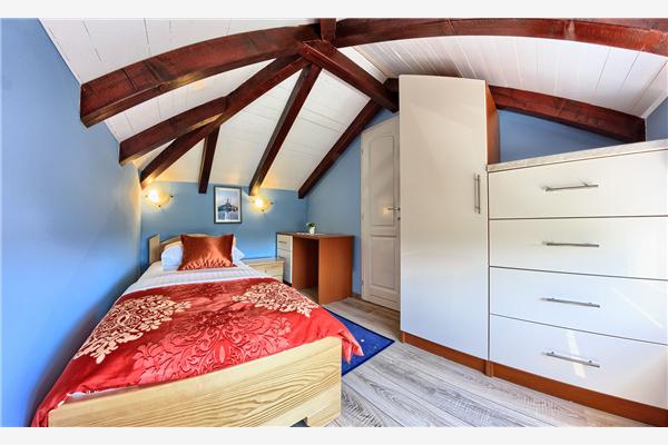 House K1, for 8 persons