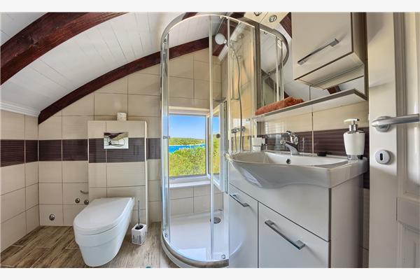 House K1, for 8 persons