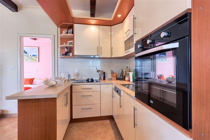 House K1, for 8 persons