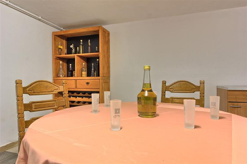 House K1, for 8 persons