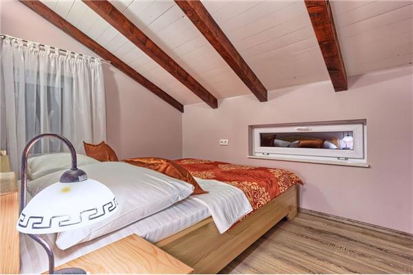 House K1, for 8 persons