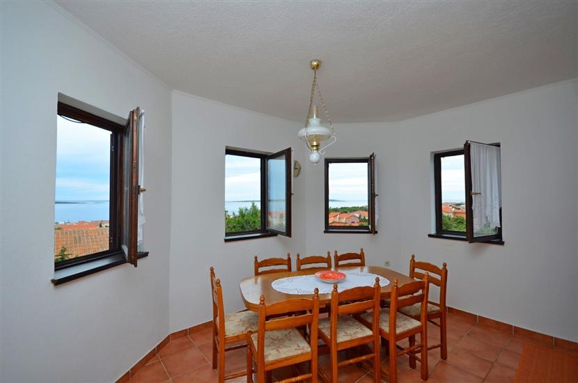 Apartment A6, for 5 persons