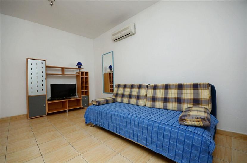 Apartment A4, for 4 persons