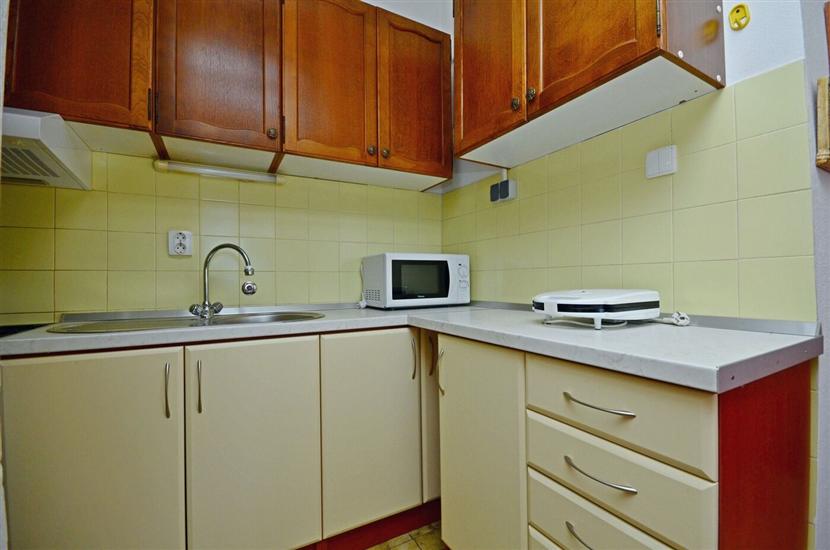 Apartment A1, for 5 persons