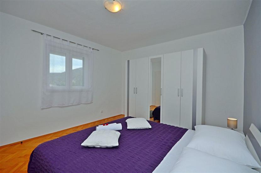 Apartment A1, for 6 persons