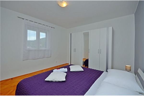 Apartment A1, for 6 persons