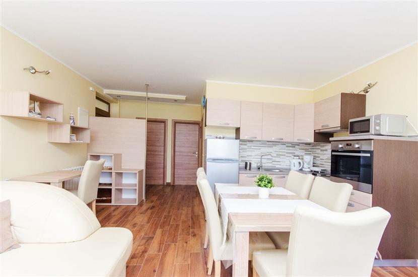 Apartment A2, for 5 persons