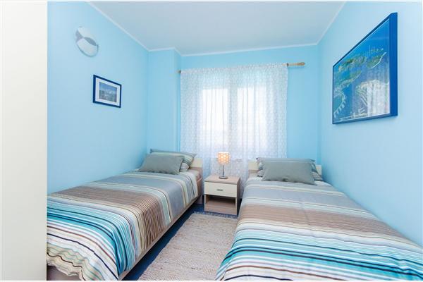 Apartment A2, for 5 persons