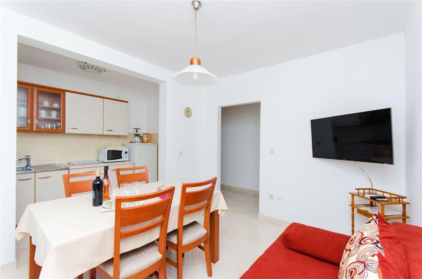 Apartment A1, for 4 persons