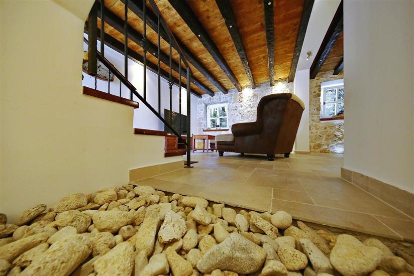 House K1, for 10 persons