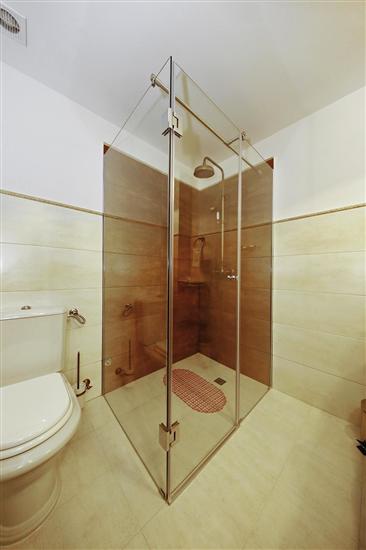 House K1, for 10 persons