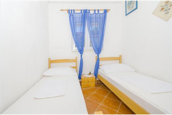 Apartment A4, for 3 persons