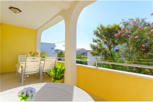 Apartment A4, for 3 persons