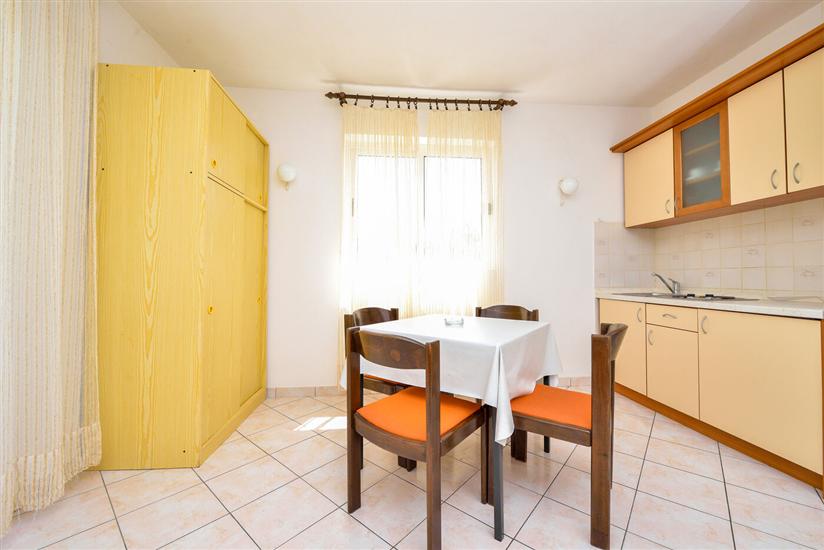 Apartment A1, for 4 persons