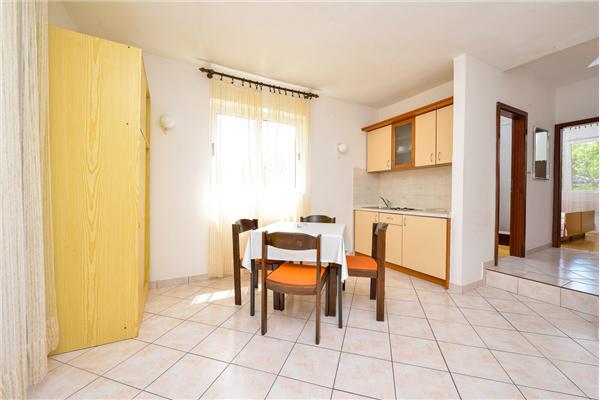 Apartment A2, for 4 persons