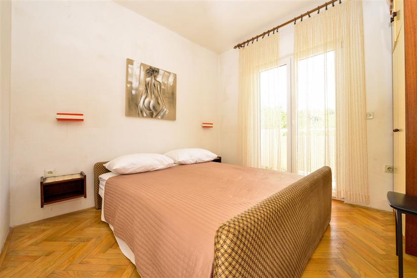 Apartment A4, for 4 persons