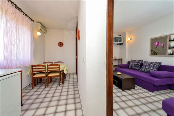 Apartment A6, for 4 persons