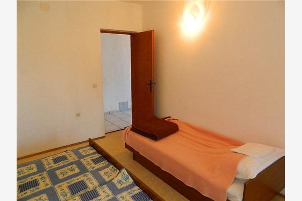 House K1, for 11 persons