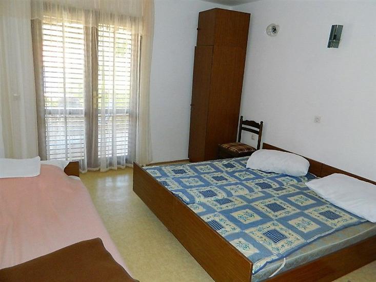 House K1, for 11 persons