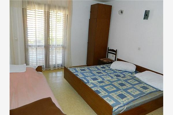 House K1, for 11 persons