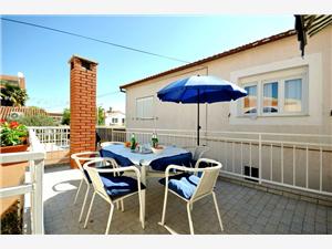 Appartement Sibenik Riviera,ReserverenVioletVanaf 171 €