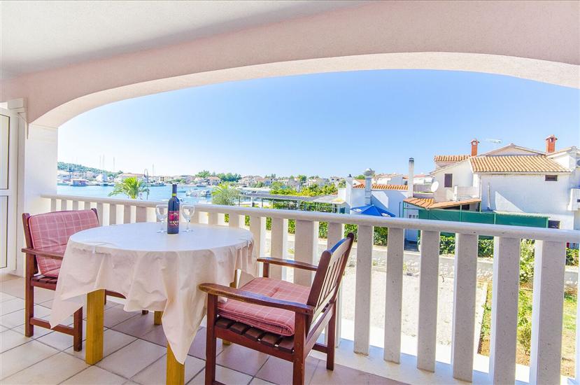 Apartment A2, for 2 persons