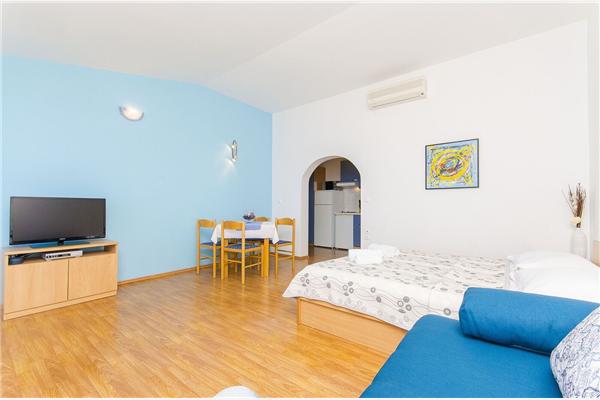 Apartment A1, for 4 persons