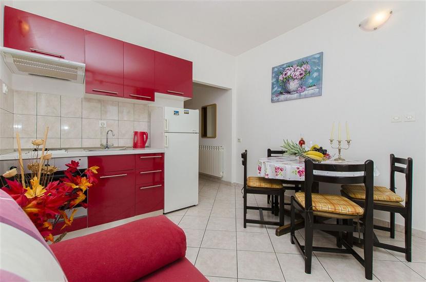Apartment A3, for 5 persons