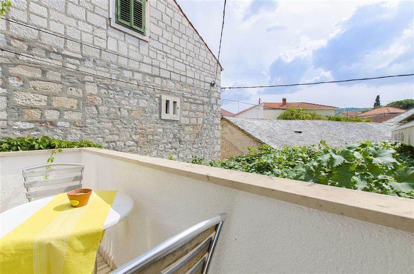 Apartment A3, for 5 persons