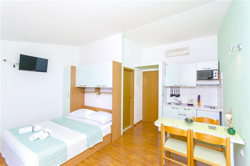 Apartment A2, for 3 persons
