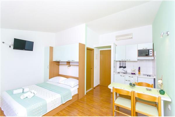 Apartment A2, for 3 persons