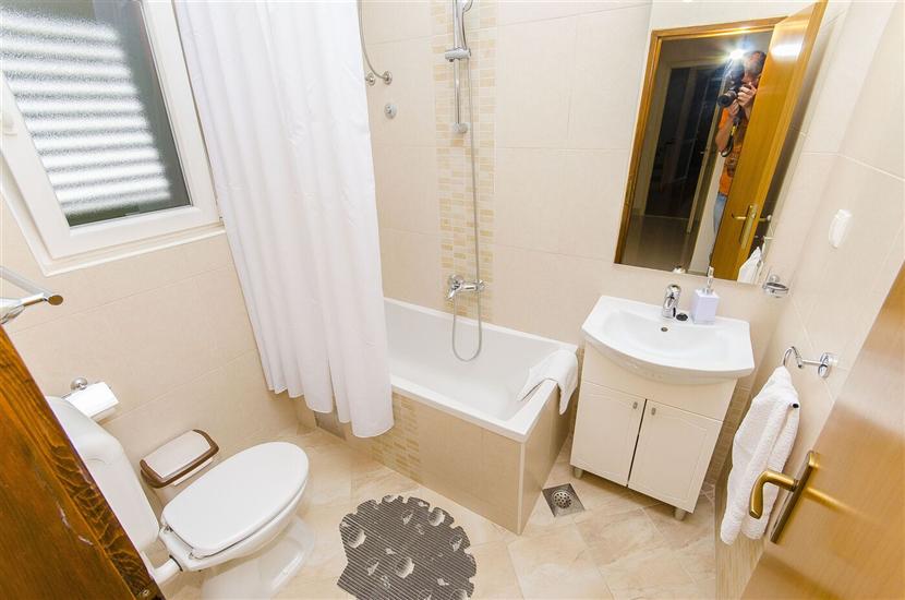 Apartment A4, for 4 persons