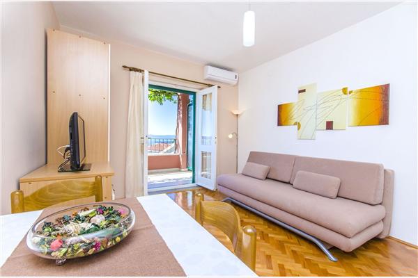 Apartment A4, for 4 persons