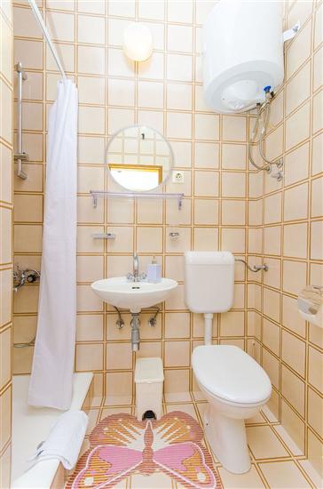 Apartment A6, for 2 persons