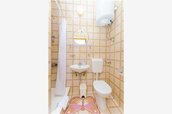 Apartment A6, for 2 persons