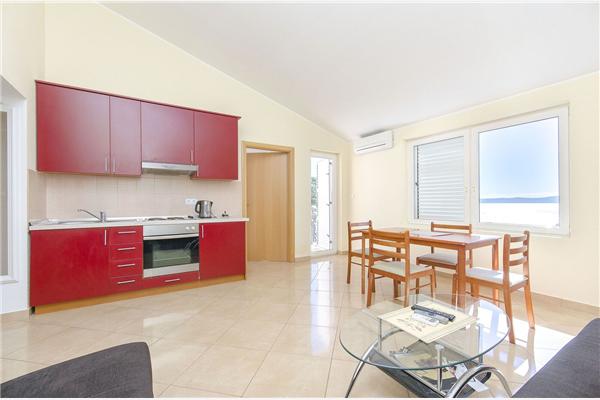 Apartment A4, for 4 persons