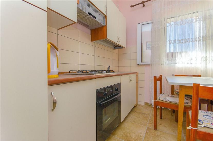 Apartment A5, for 5 persons