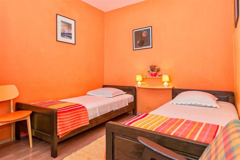 Apartment A2, for 4 persons