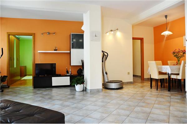Apartment A1, for 6 persons