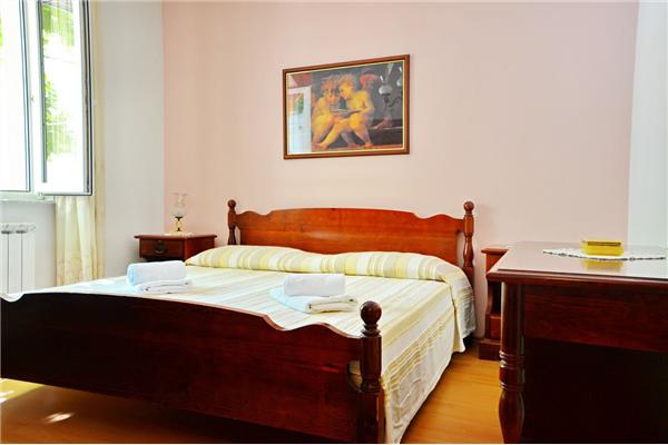 Apartment A2, for 6 persons