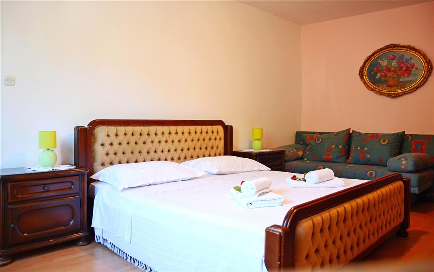 Apartment A5, for 3 persons