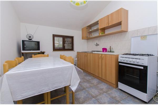 Apartment A2, for 5 persons