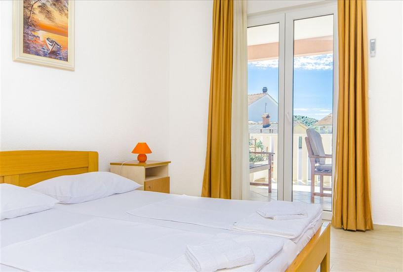 Apartment A7, for 4 persons