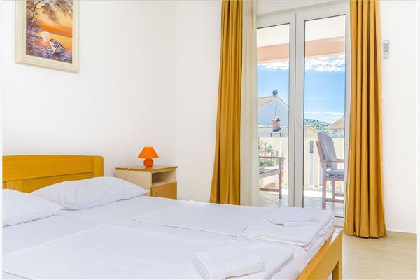 Apartment A7, for 4 persons