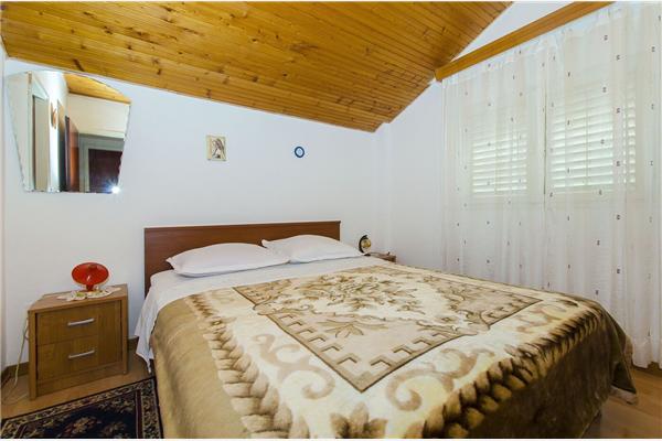 Apartment A1, for 6 persons