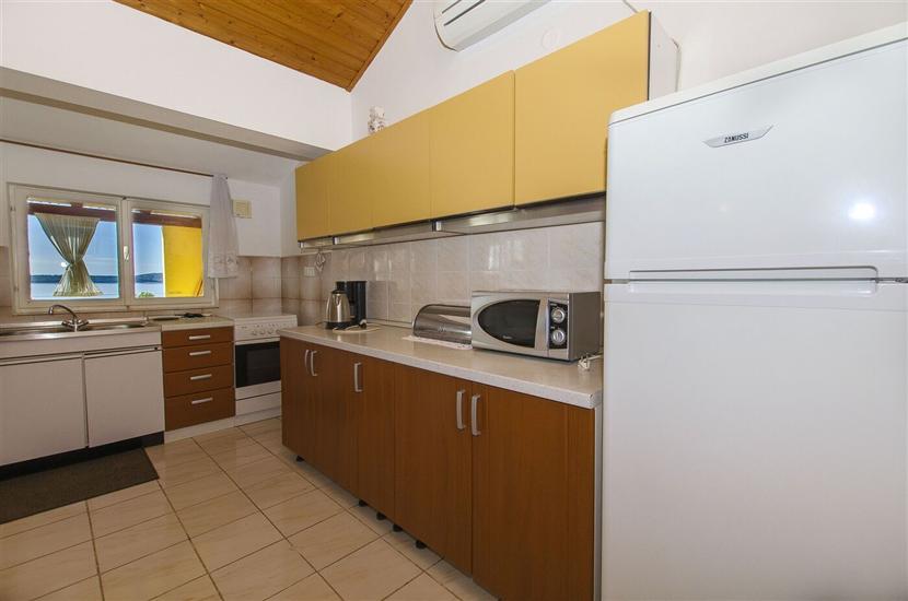 Apartment A1, for 6 persons