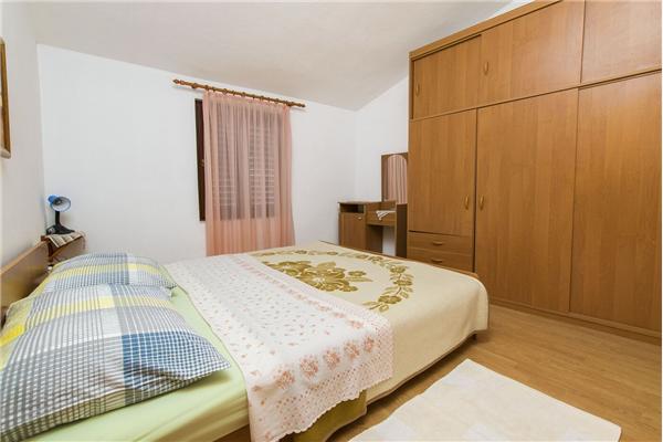 Apartment A2, for 4 persons