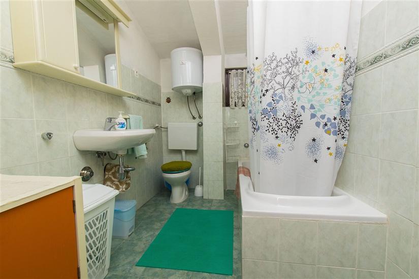 Apartment A2, for 4 persons