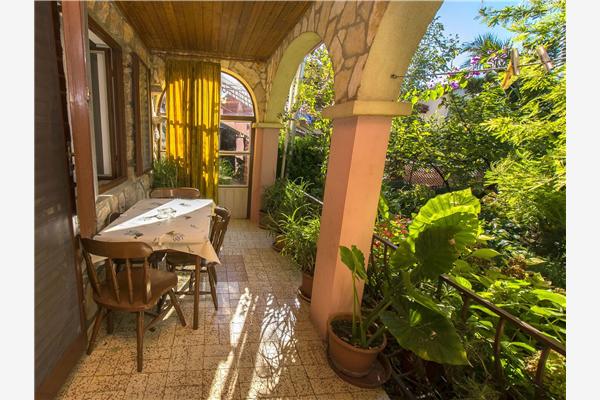 Apartment A4, for 3 persons